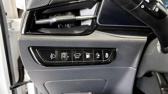 Vehicle Image 26