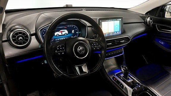 Vehicle Image 15