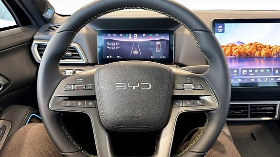 Vehicle Image 14