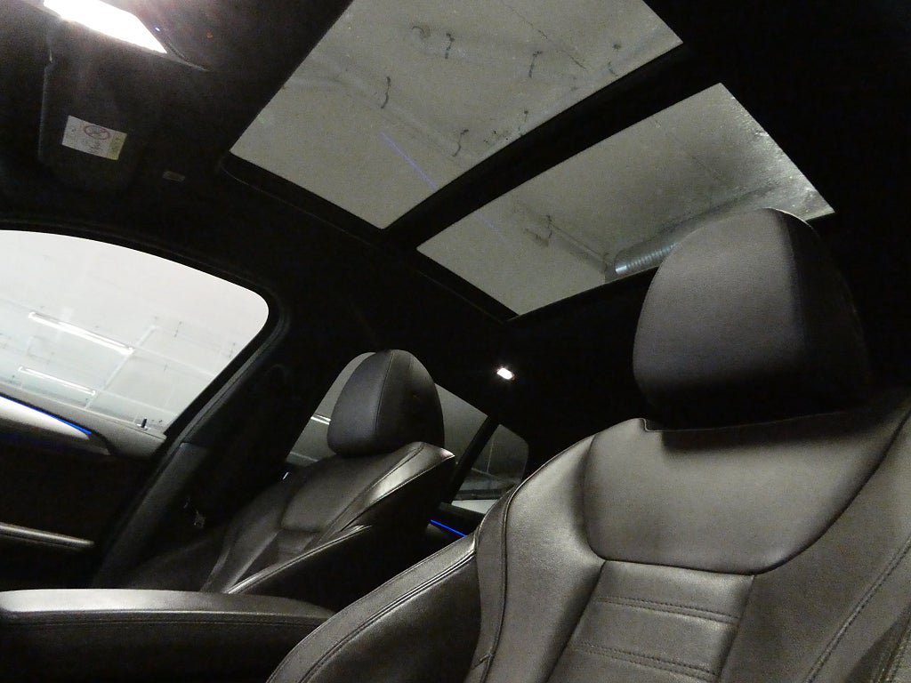 Vehicle Image 27