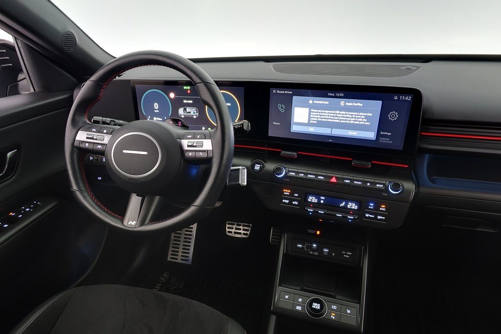 Vehicle Image 14