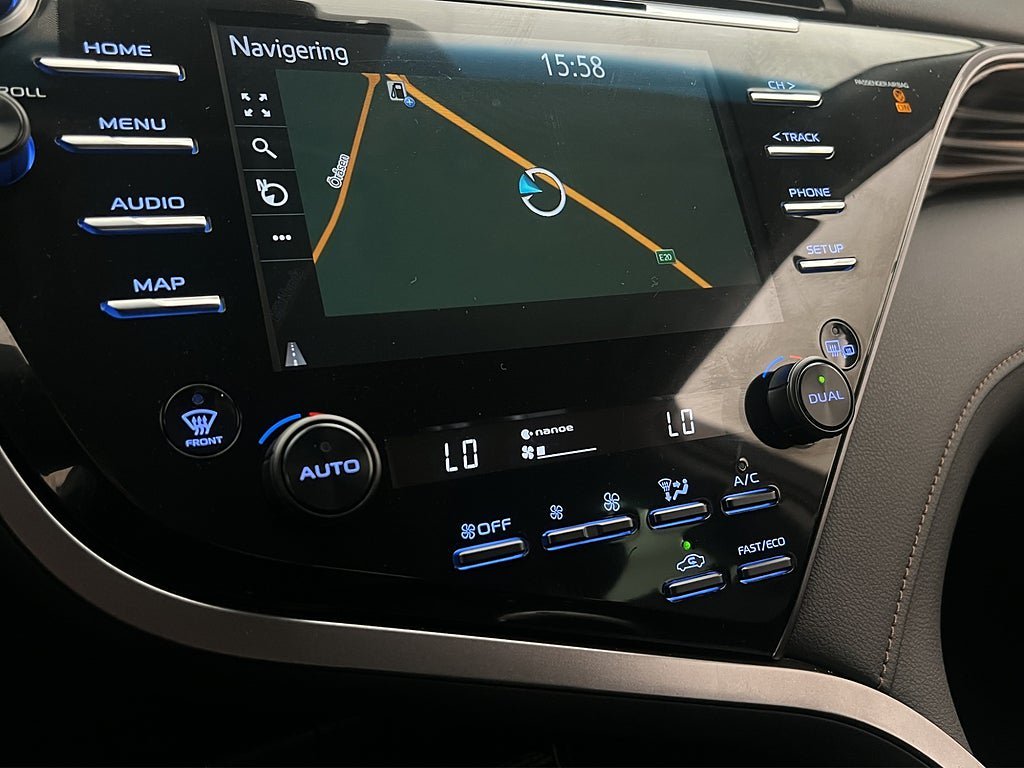 Vehicle Image 23