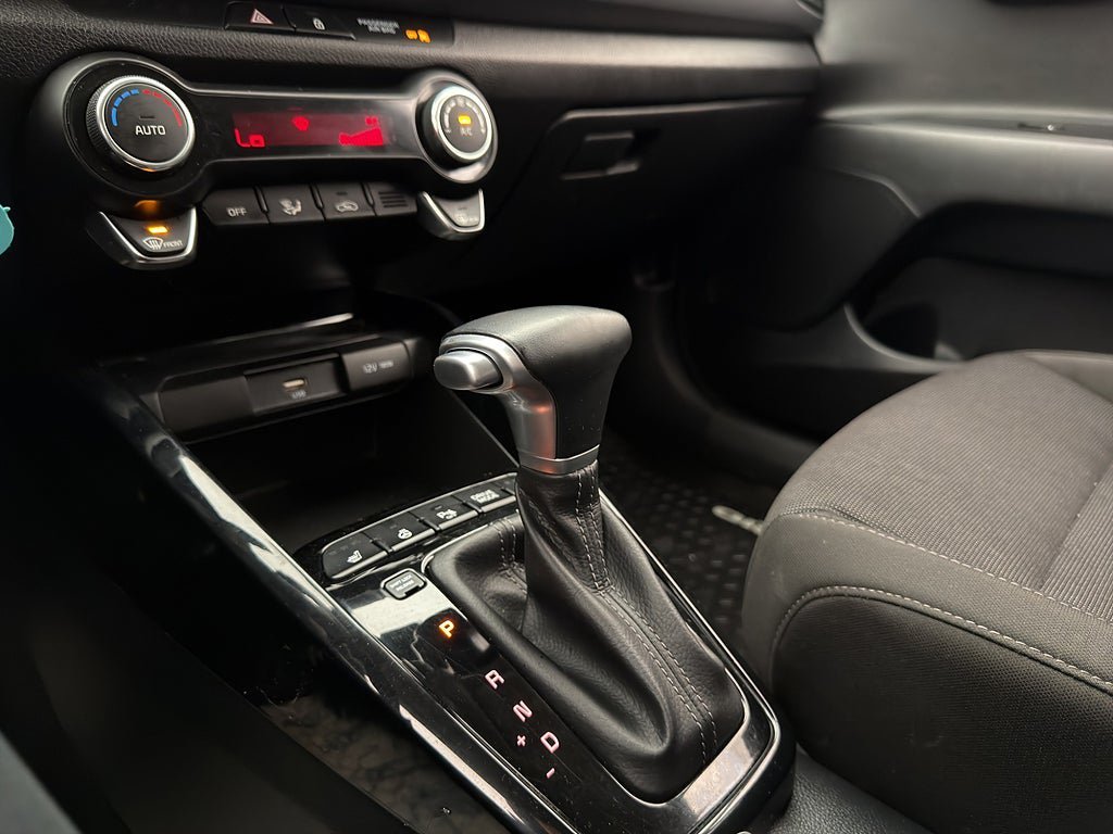 Vehicle Image 18