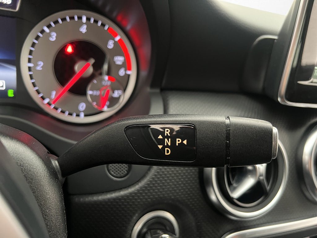 Vehicle Image 27