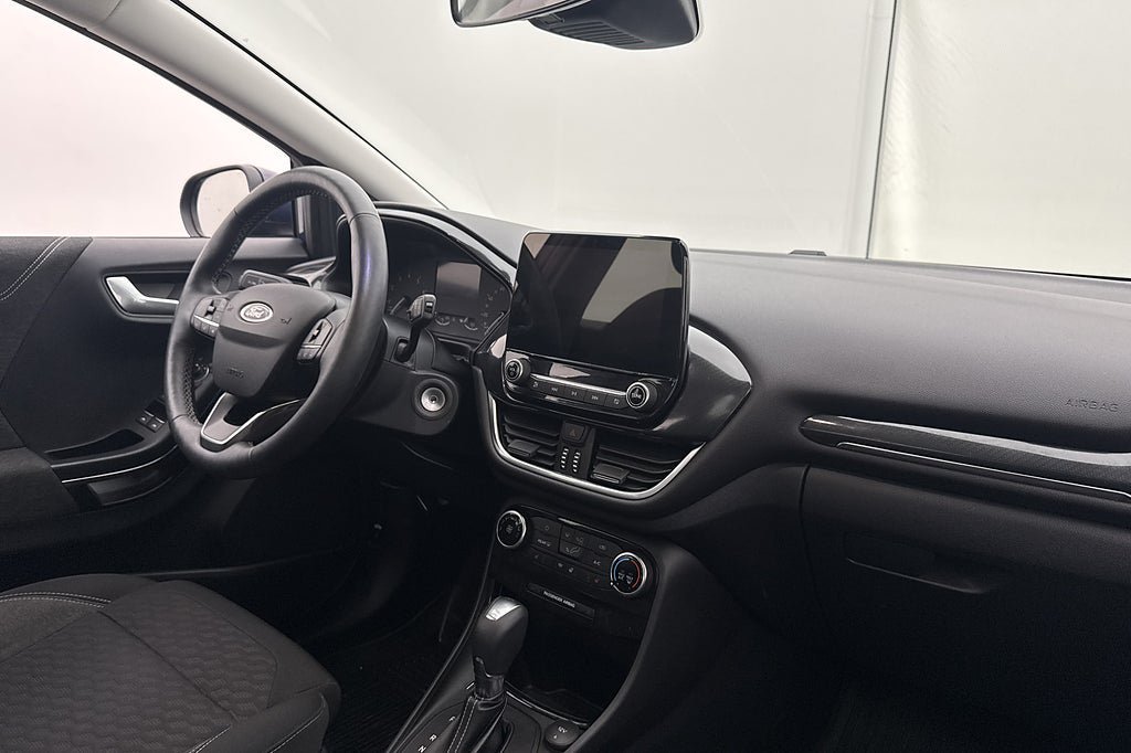Vehicle Image 23