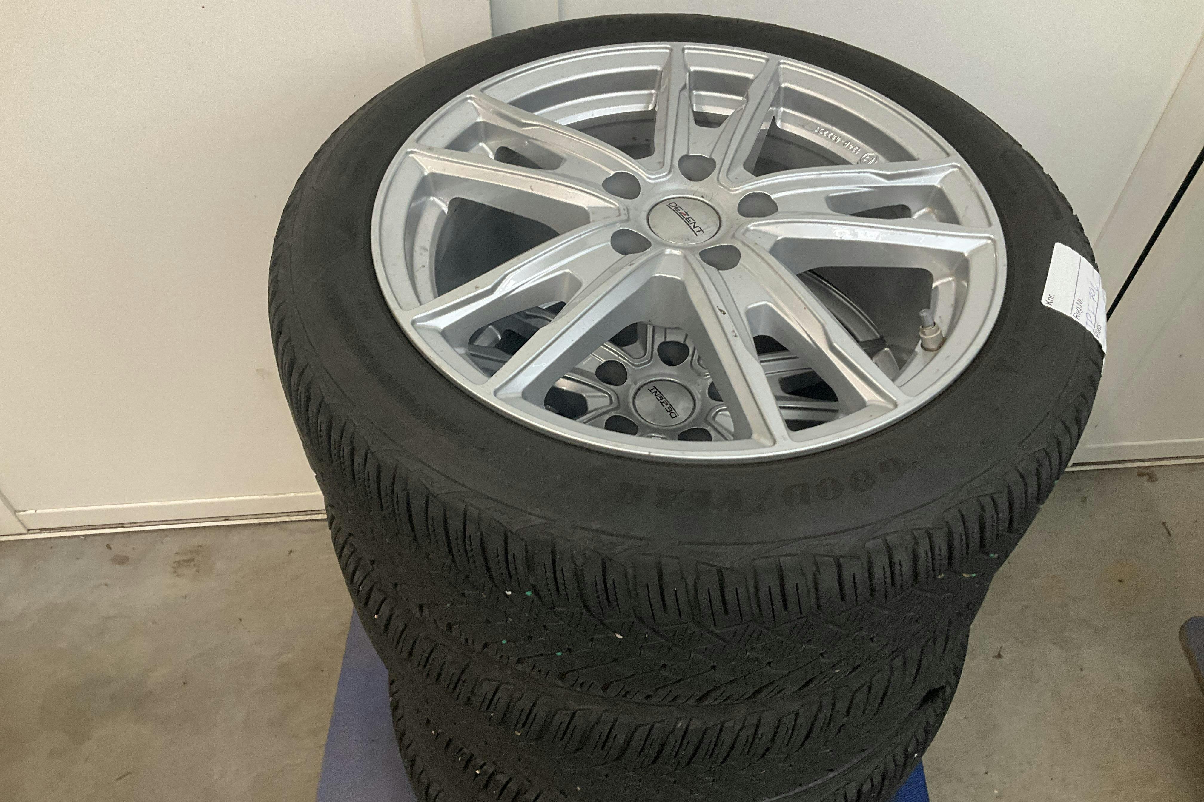Vehicle Image 19