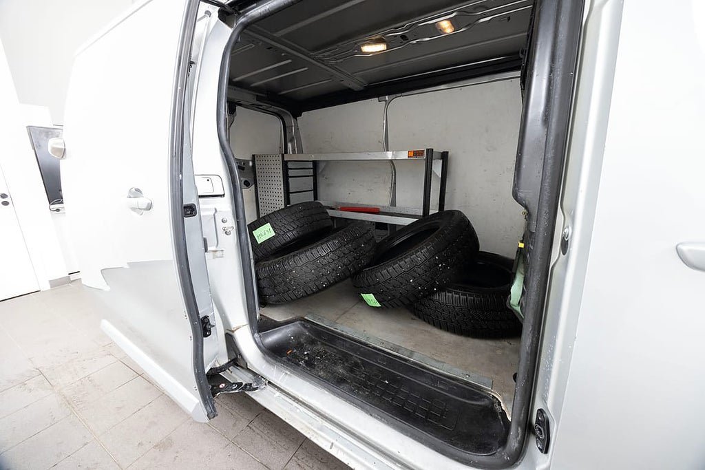 Vehicle Image 22