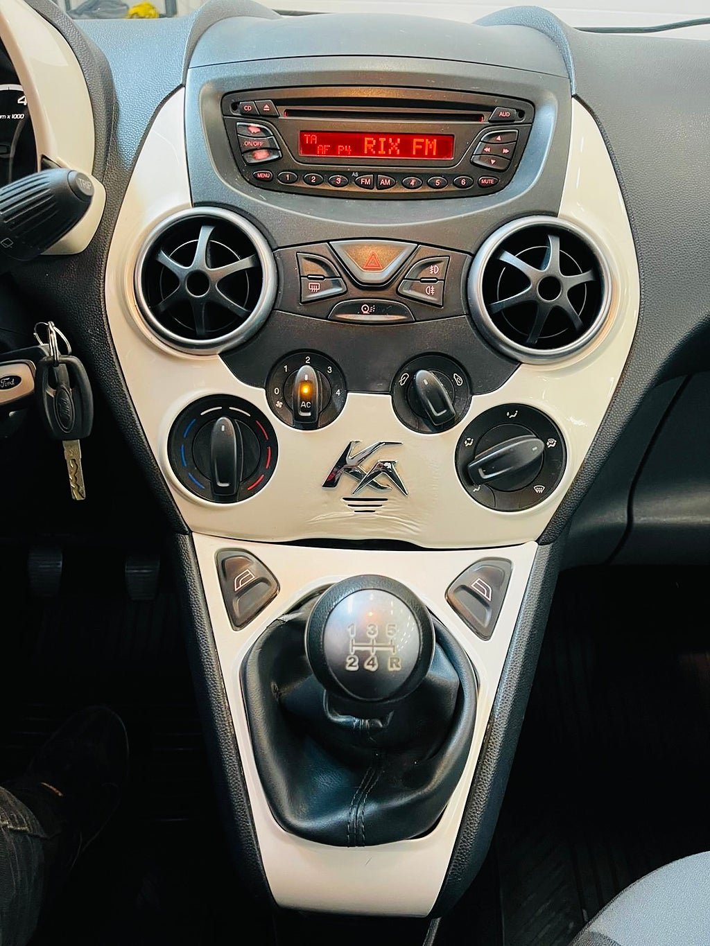 Vehicle Image 20