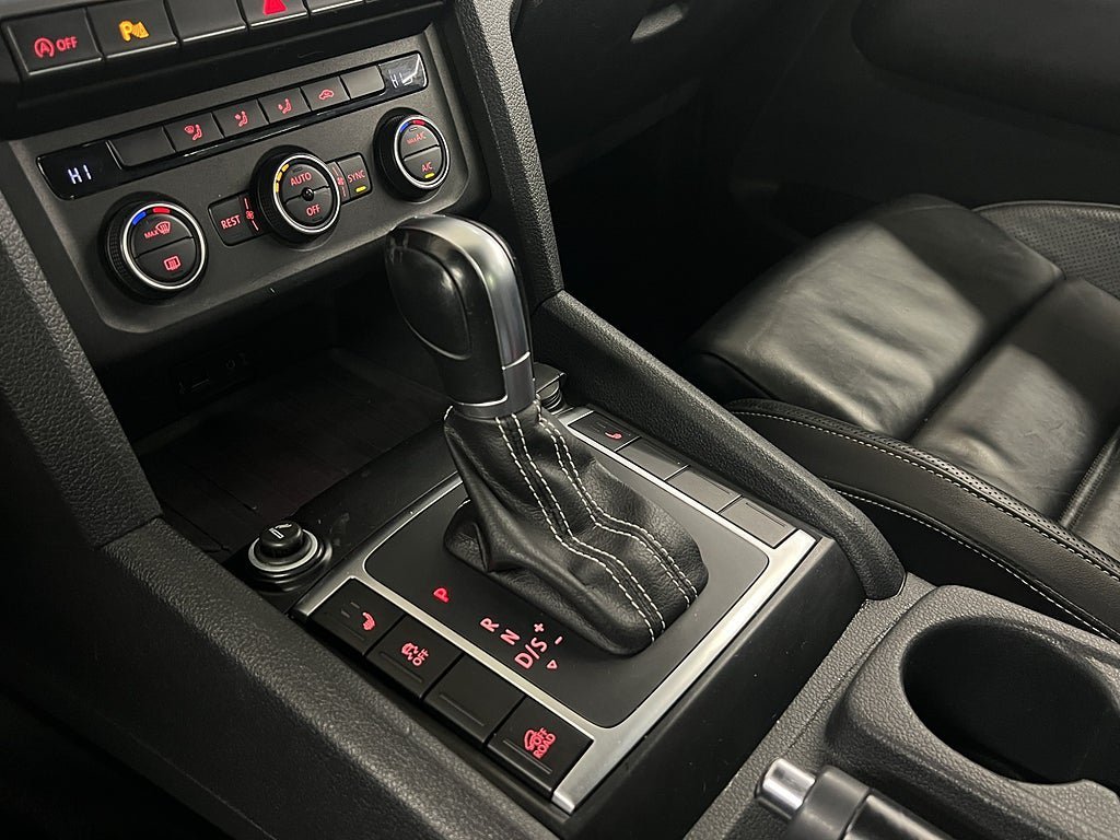 Vehicle Image 27