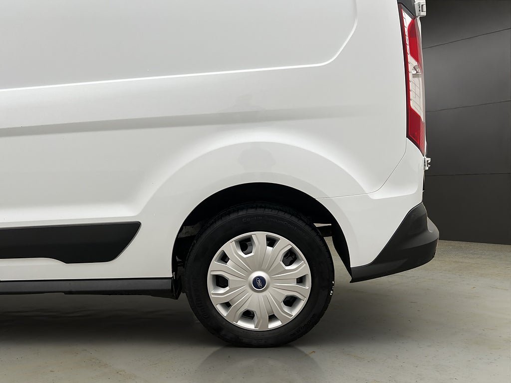 Vehicle Image 31