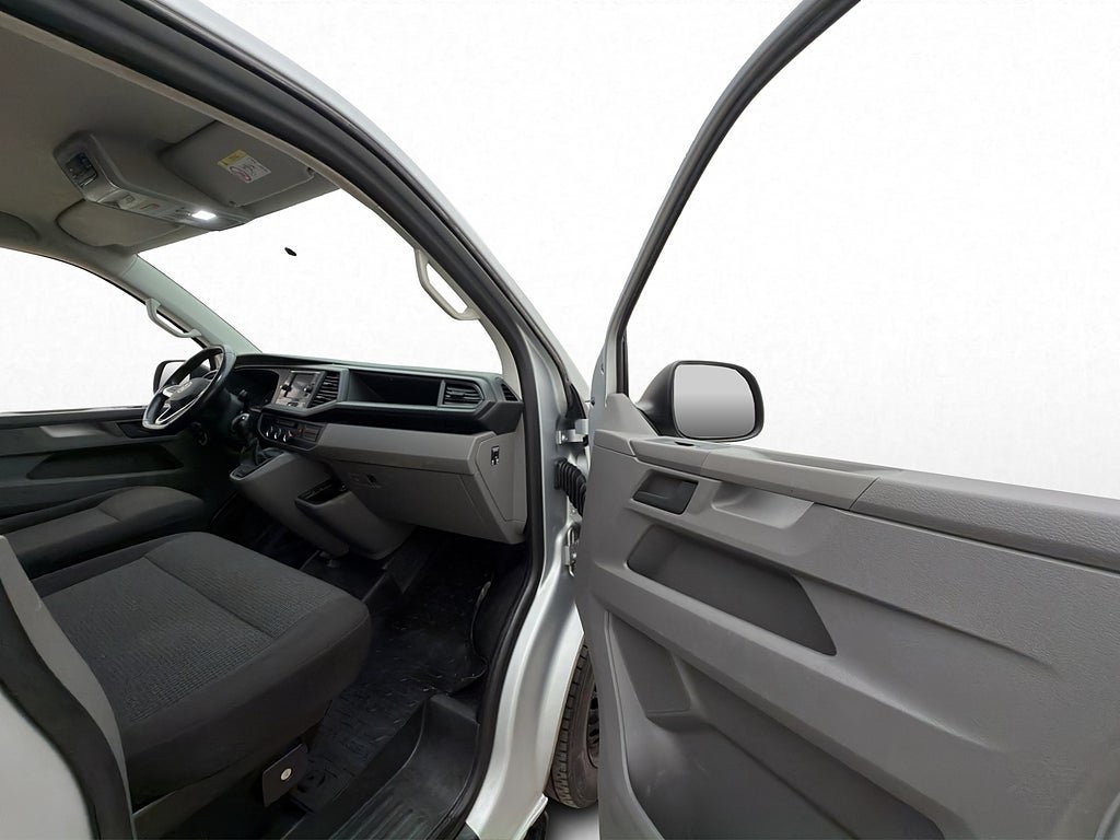 Vehicle Image 24