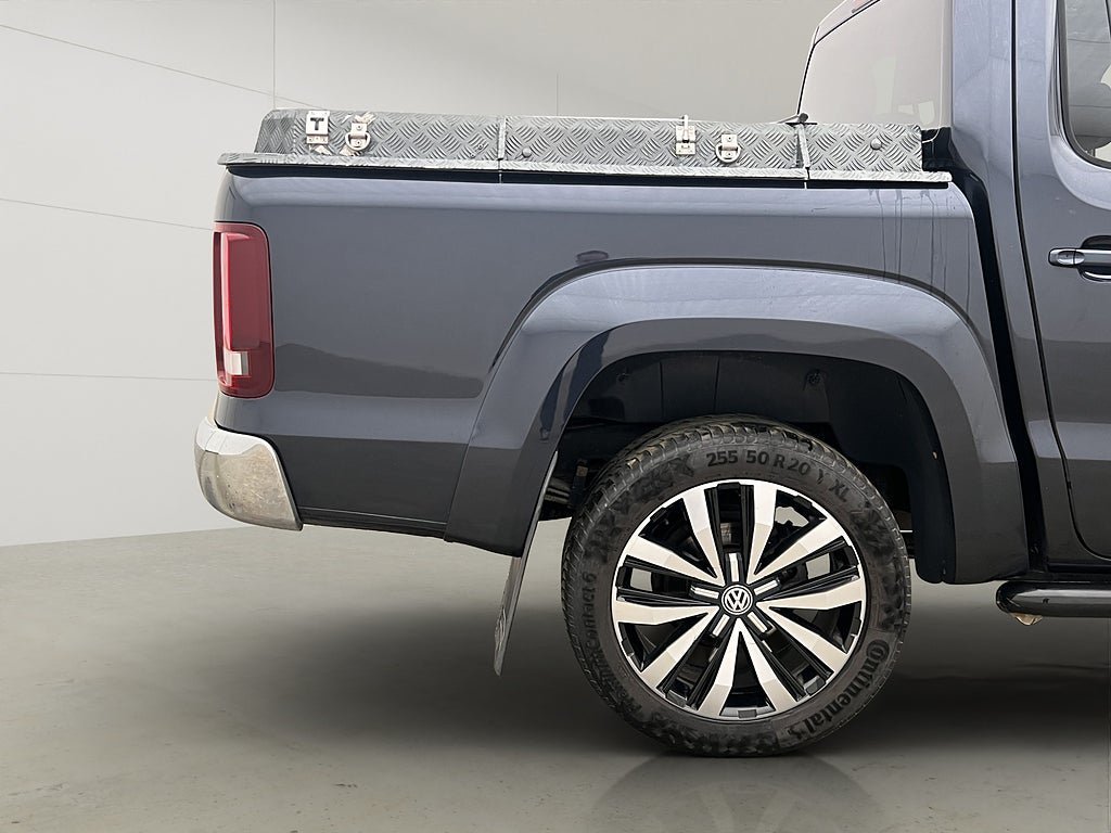Vehicle Image 35