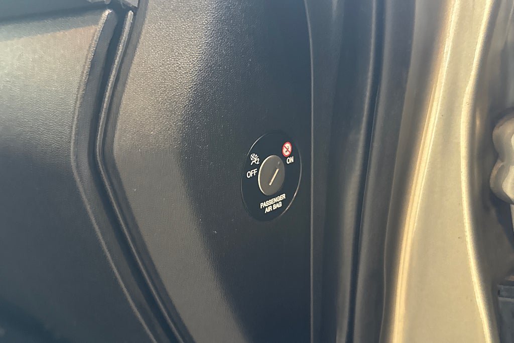 Vehicle Image 21