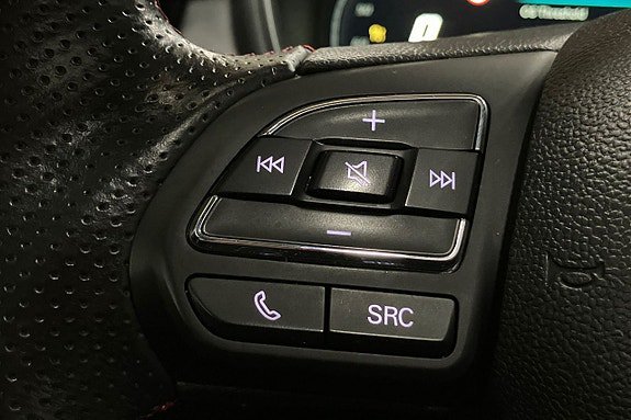 Vehicle Image 28