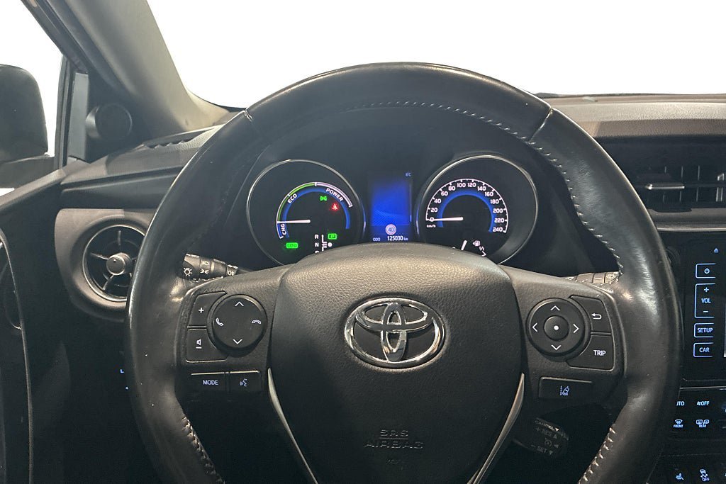 Vehicle Image 17