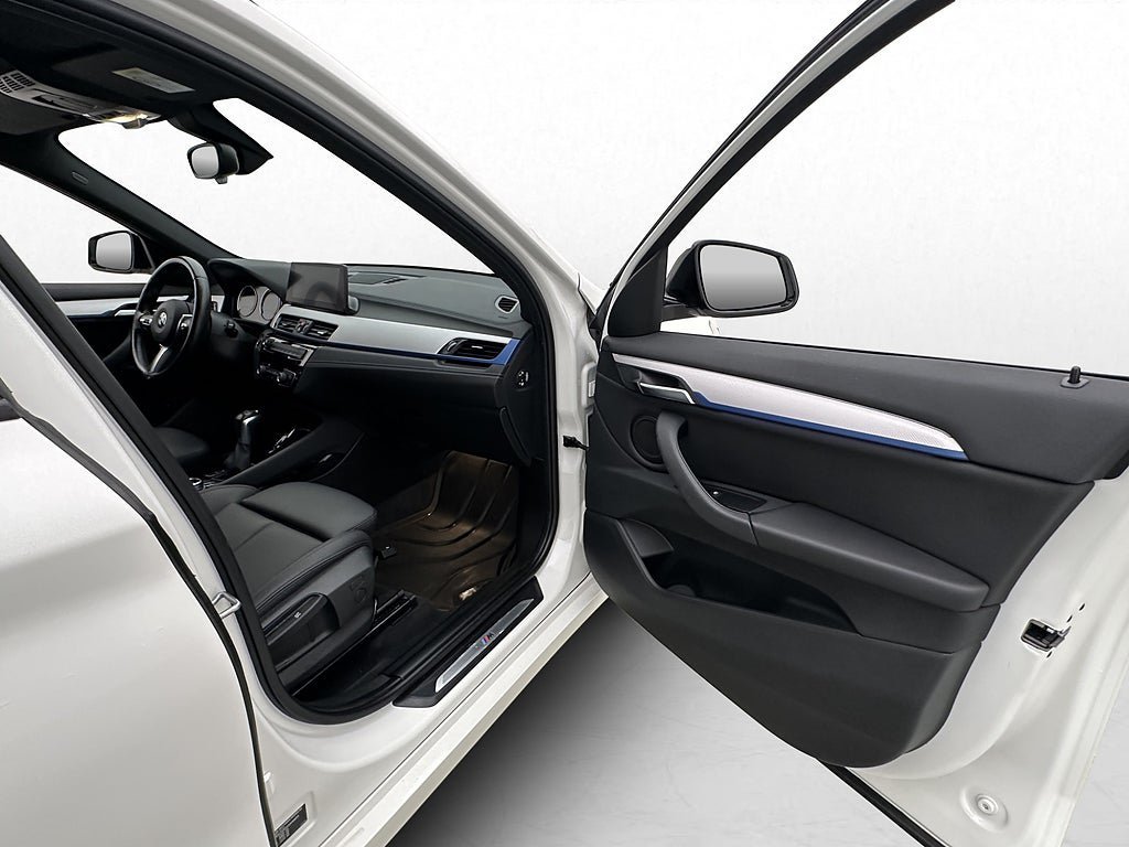 Vehicle Image 31