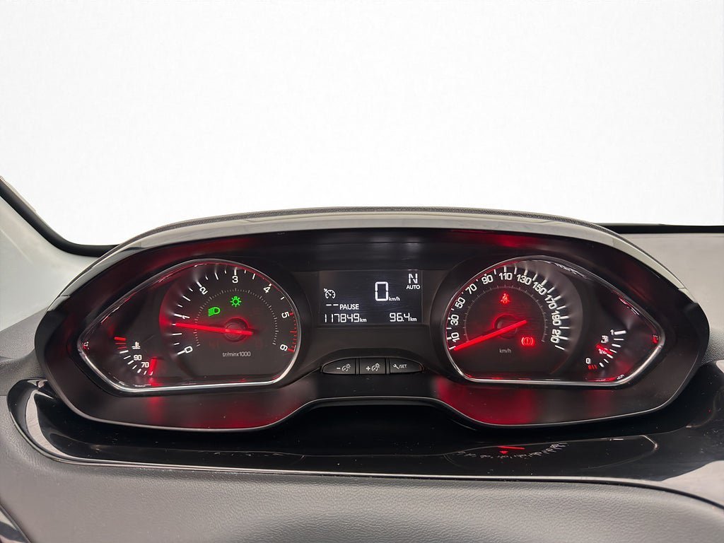 Vehicle Image 12