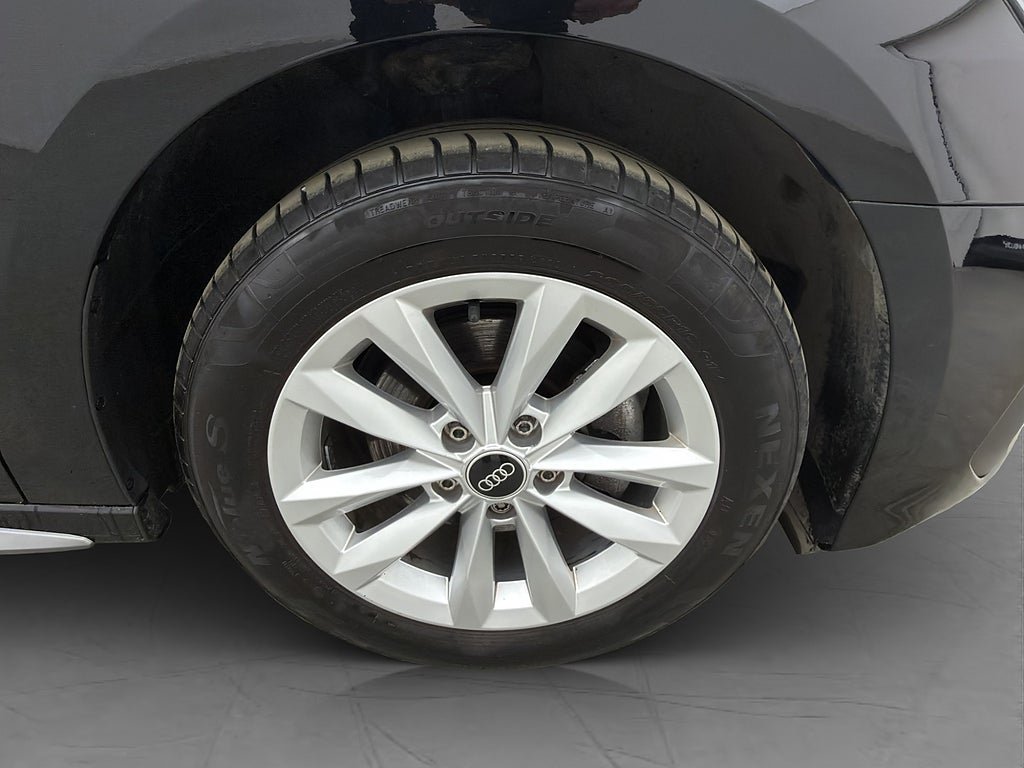 Vehicle Image 31