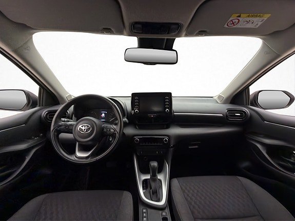 Vehicle Image 16