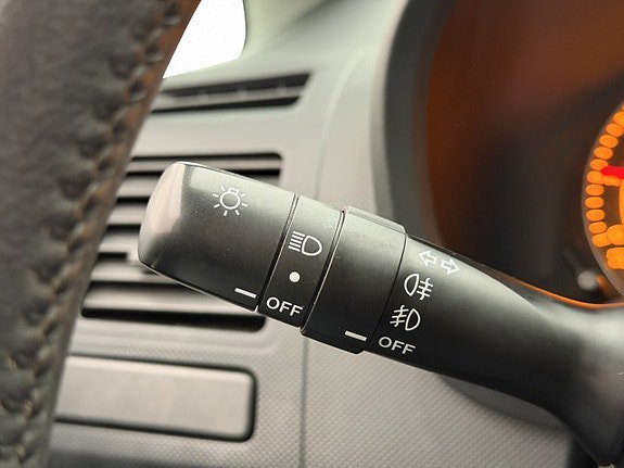 Vehicle Image 24