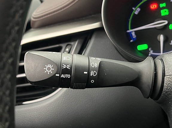Vehicle Image 23