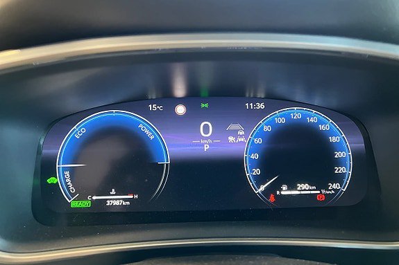 Vehicle Image 15