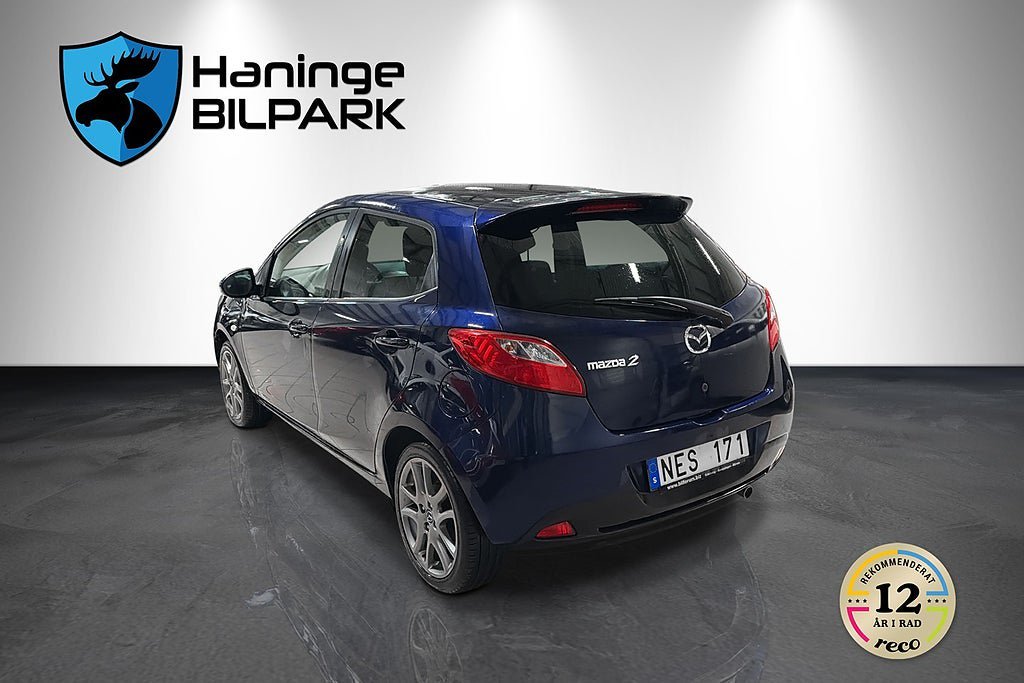 Vehicle Image 8