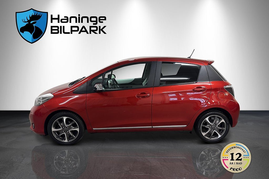 Vehicle Image 9