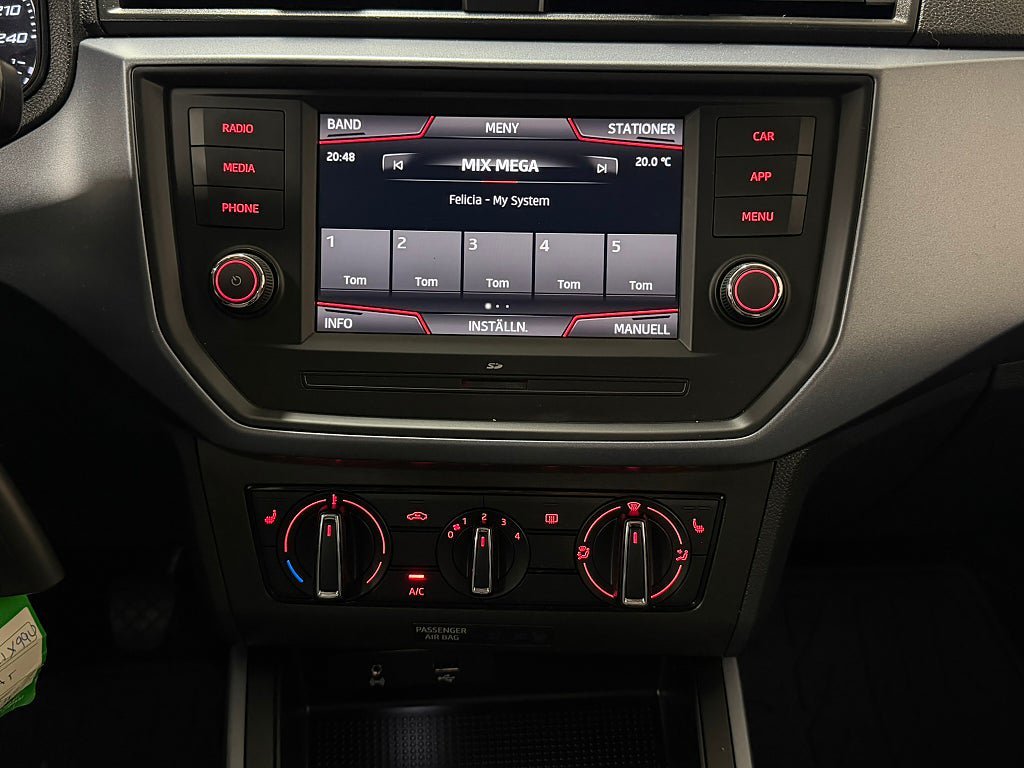 Vehicle Image 18