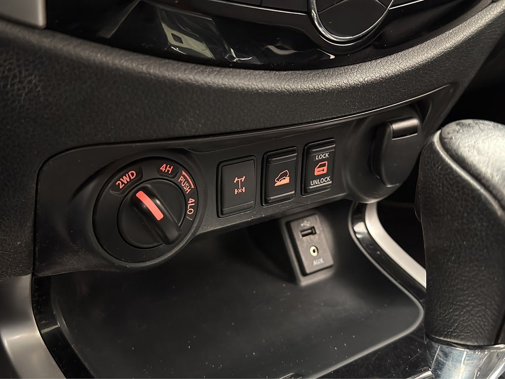 Vehicle Image 24
