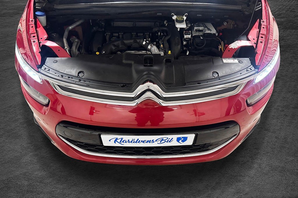 Vehicle Image 13