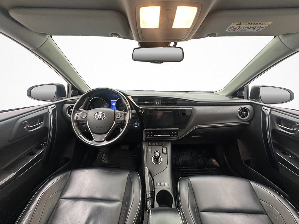 Vehicle Image 16