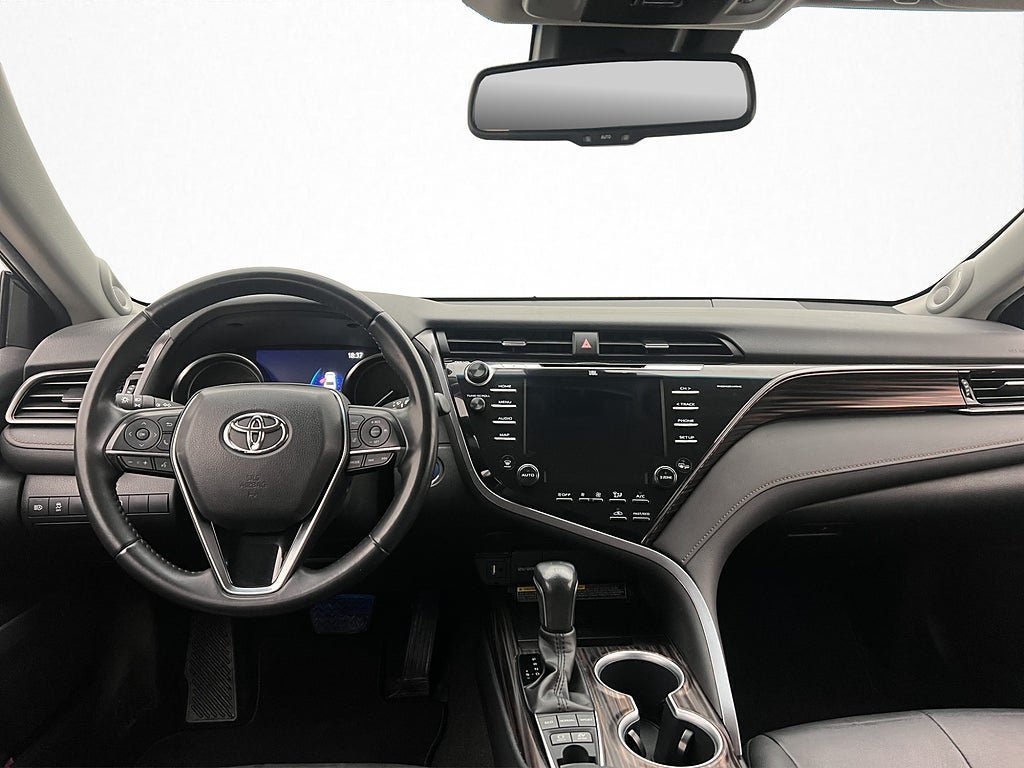 Vehicle Image 18