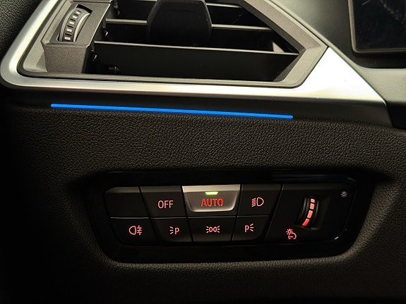 Vehicle Image 29