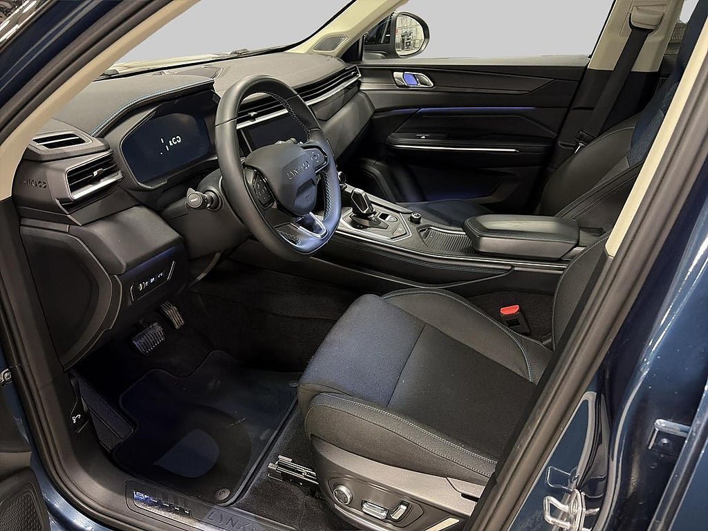 Vehicle Image 14