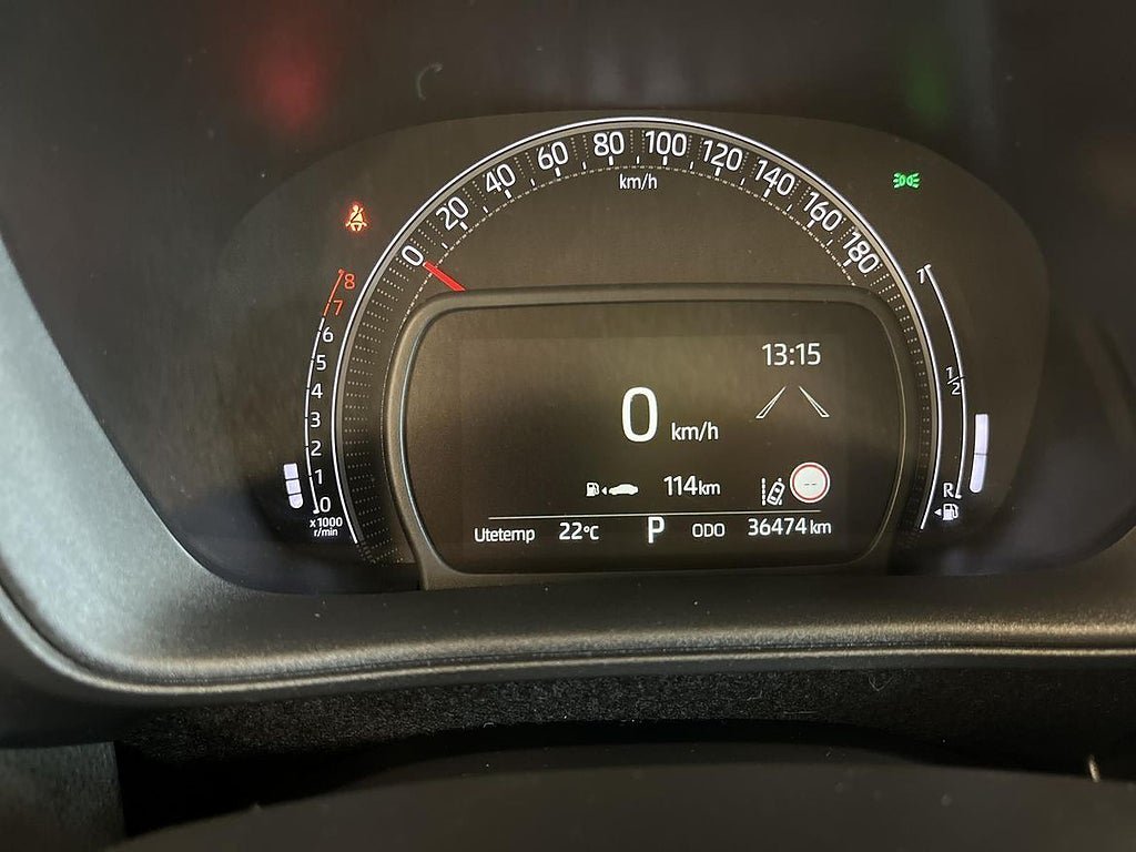 Vehicle Image 14