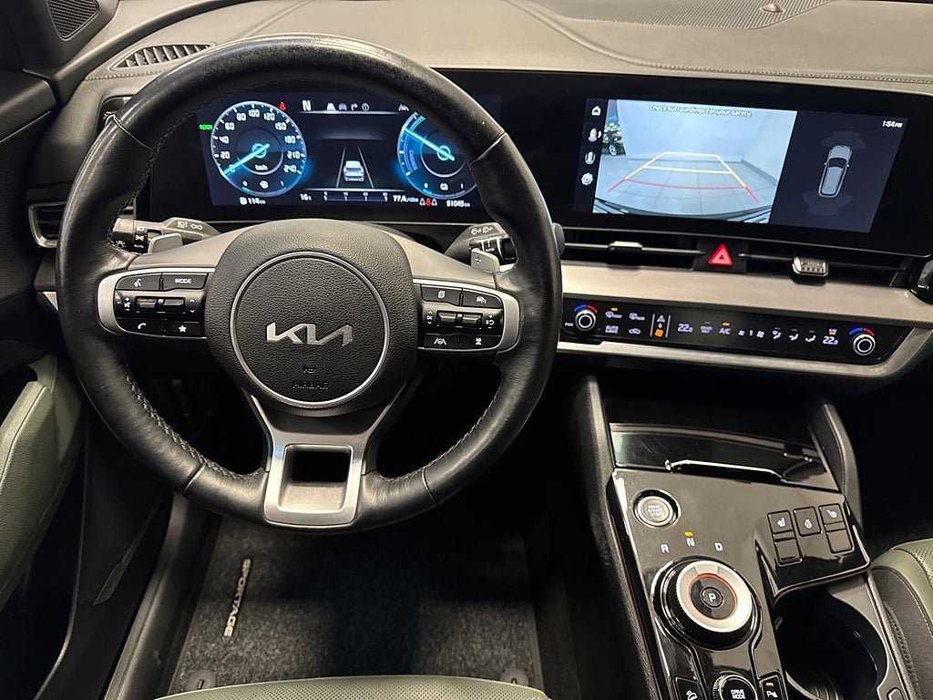 Vehicle Image 19