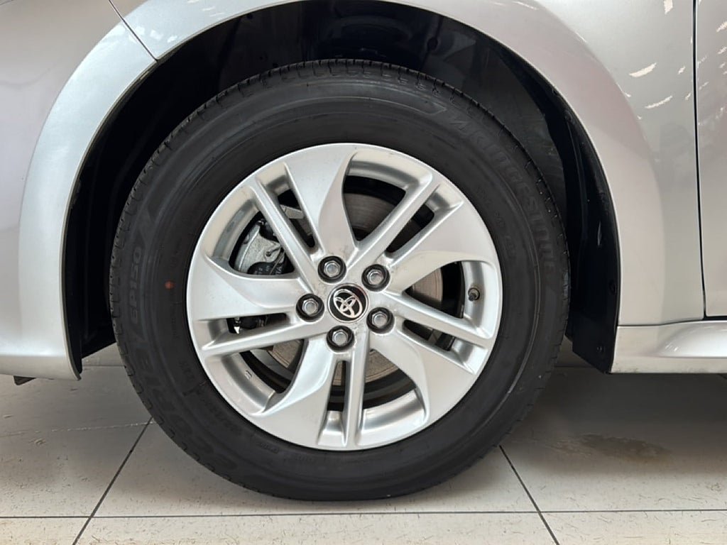 Vehicle Image 15