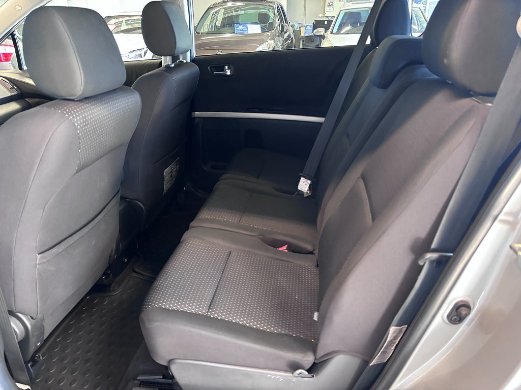 Vehicle Image 10