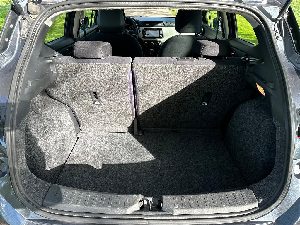 Vehicle Image 22