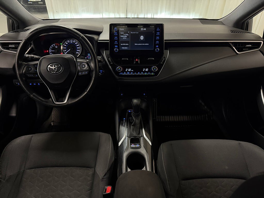 Vehicle Image 16