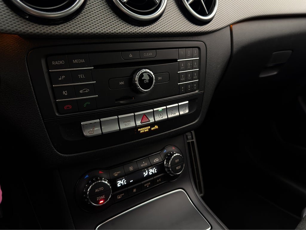 Vehicle Image 24