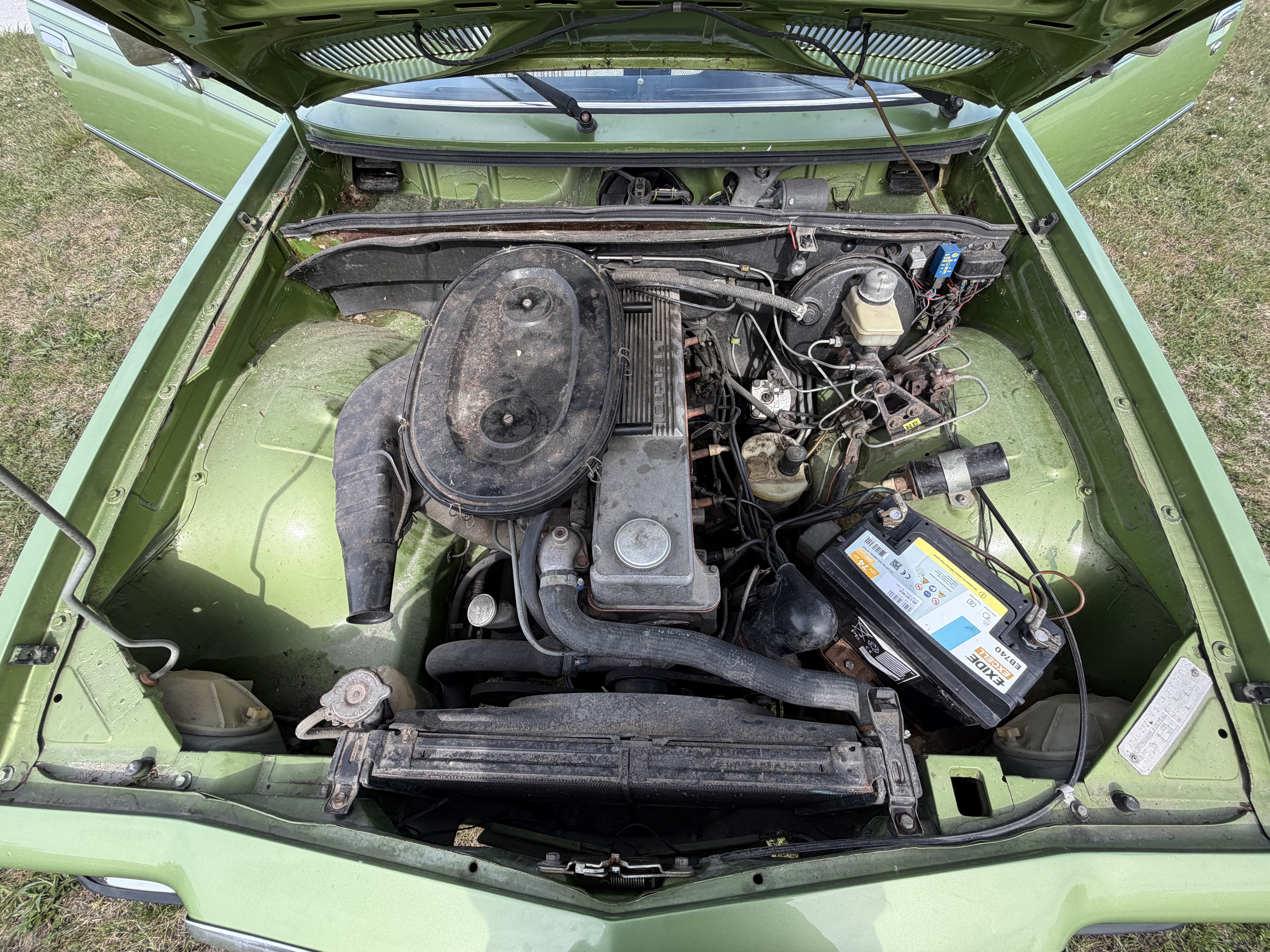 Vehicle Image 38