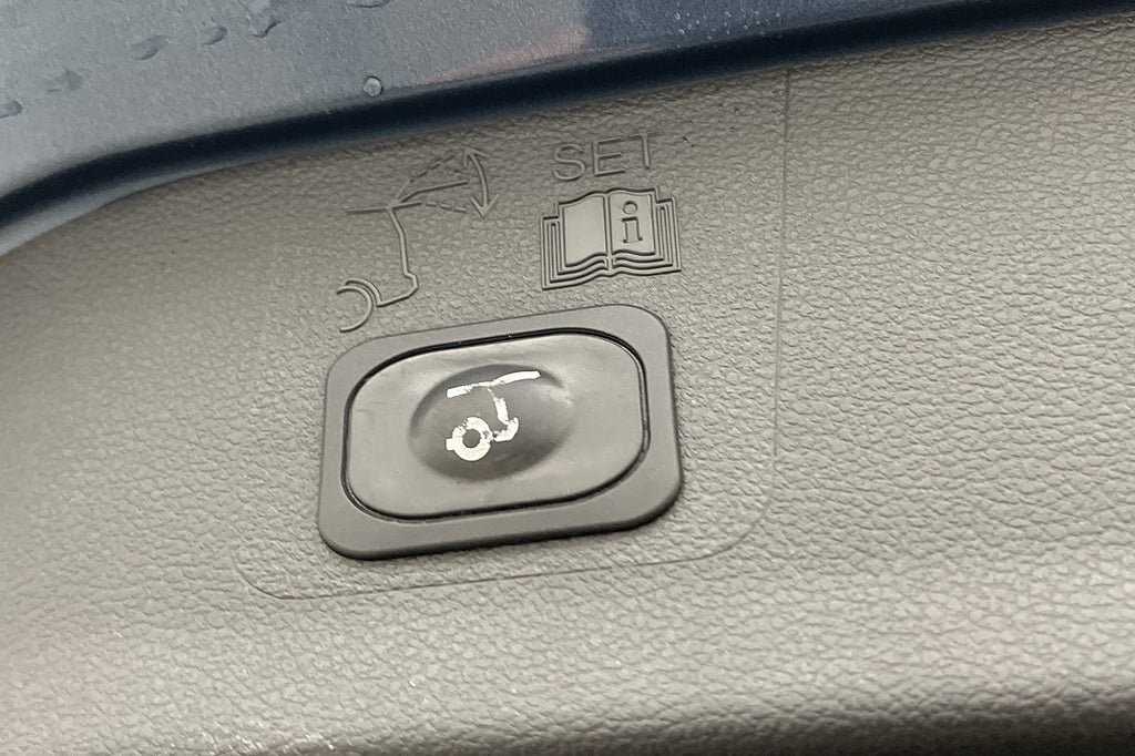 Vehicle Image 26