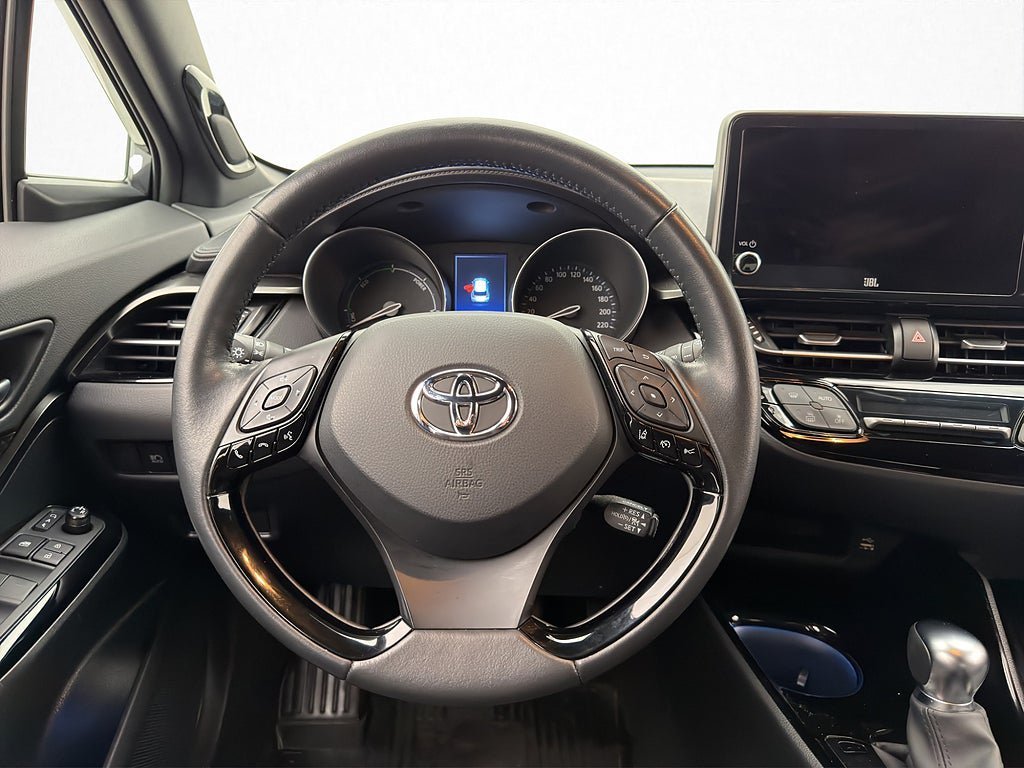 Vehicle Image 14