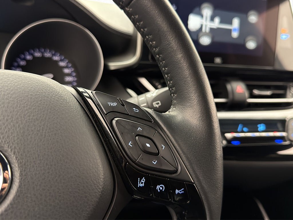 Vehicle Image 18