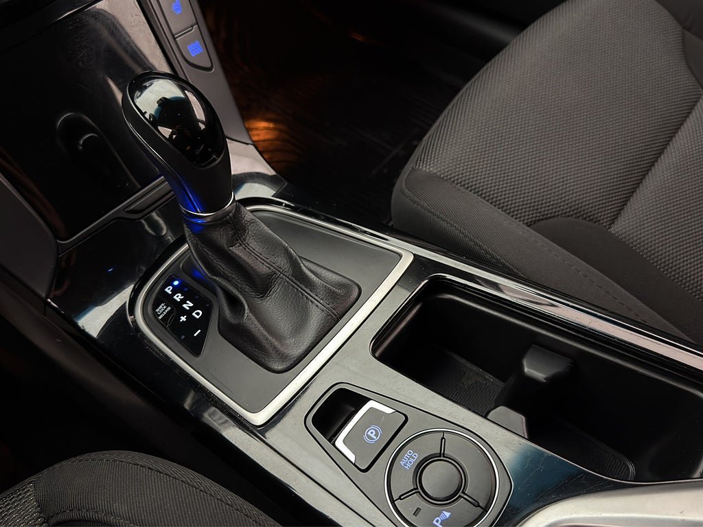 Vehicle Image 19