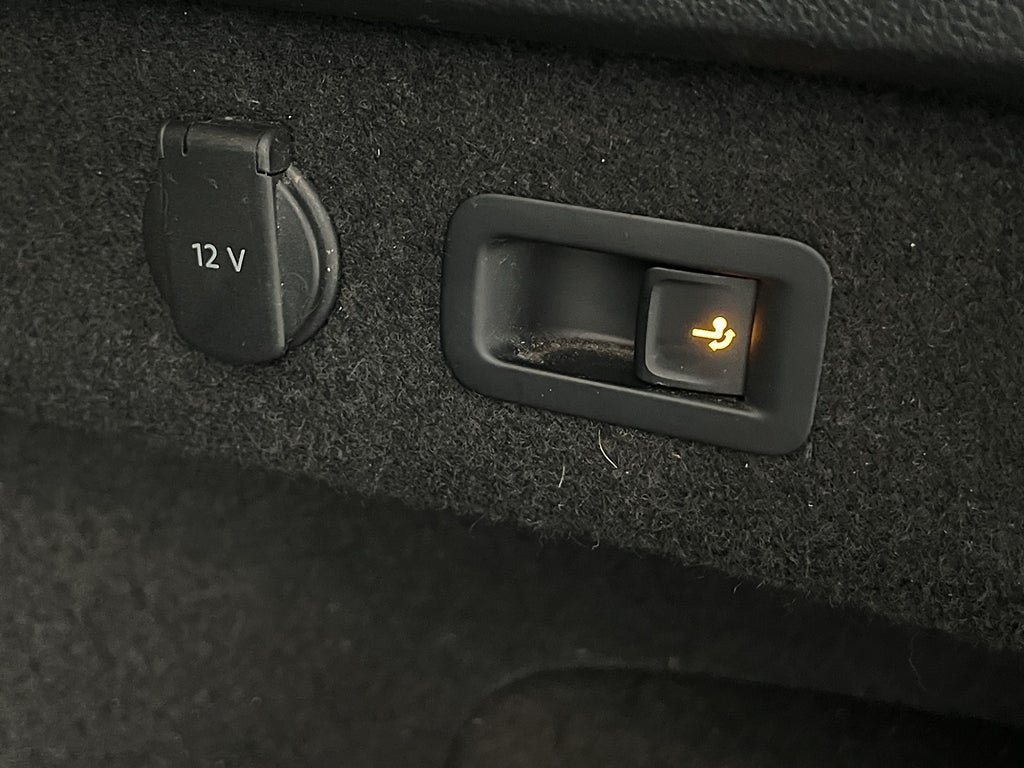 Vehicle Image 29