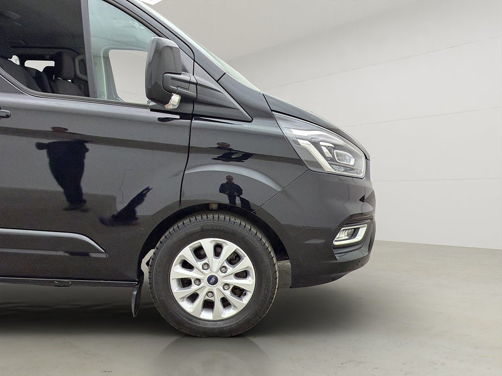 Vehicle Image 30
