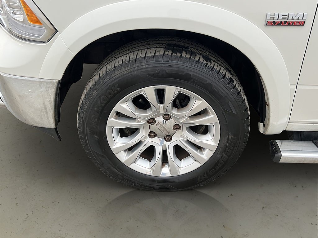 Vehicle Image 33